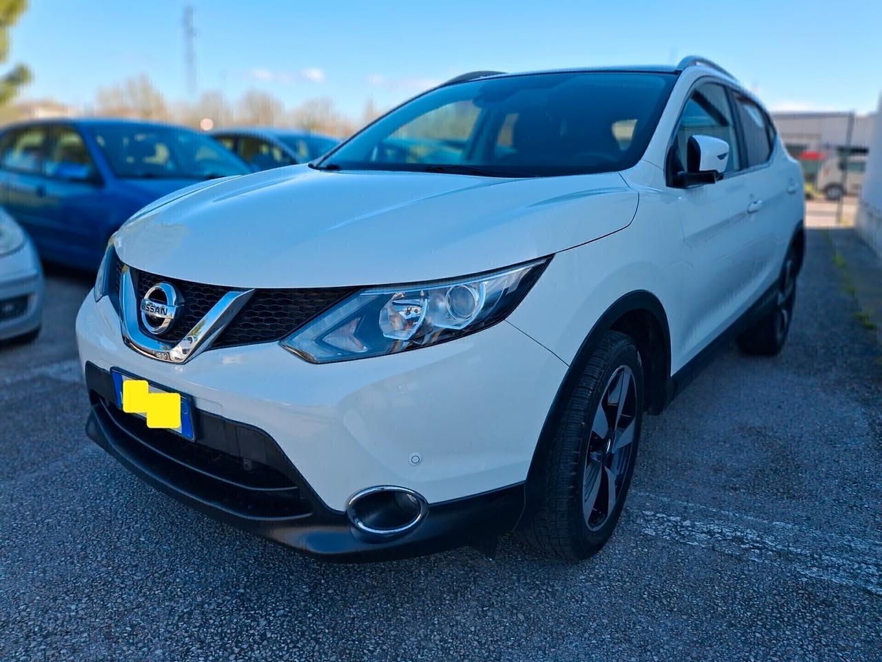 Nissan Qashqai 1.5 dCi 360