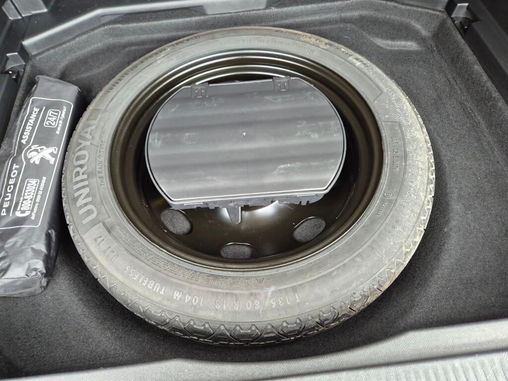 Peugeot 3008 BlueHDi 130CV EAT8 CERCHI-18 CAMERA