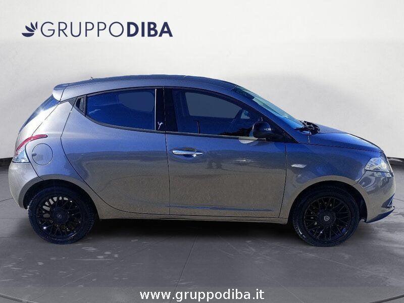 Lancia Ypsilon III 2011 Benzina 1.2 8v Gold 69cv