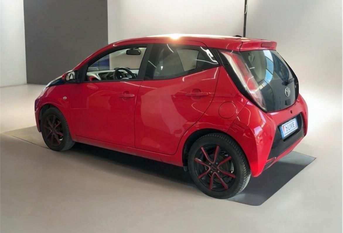 Toyota Aygo 1.0 x-play