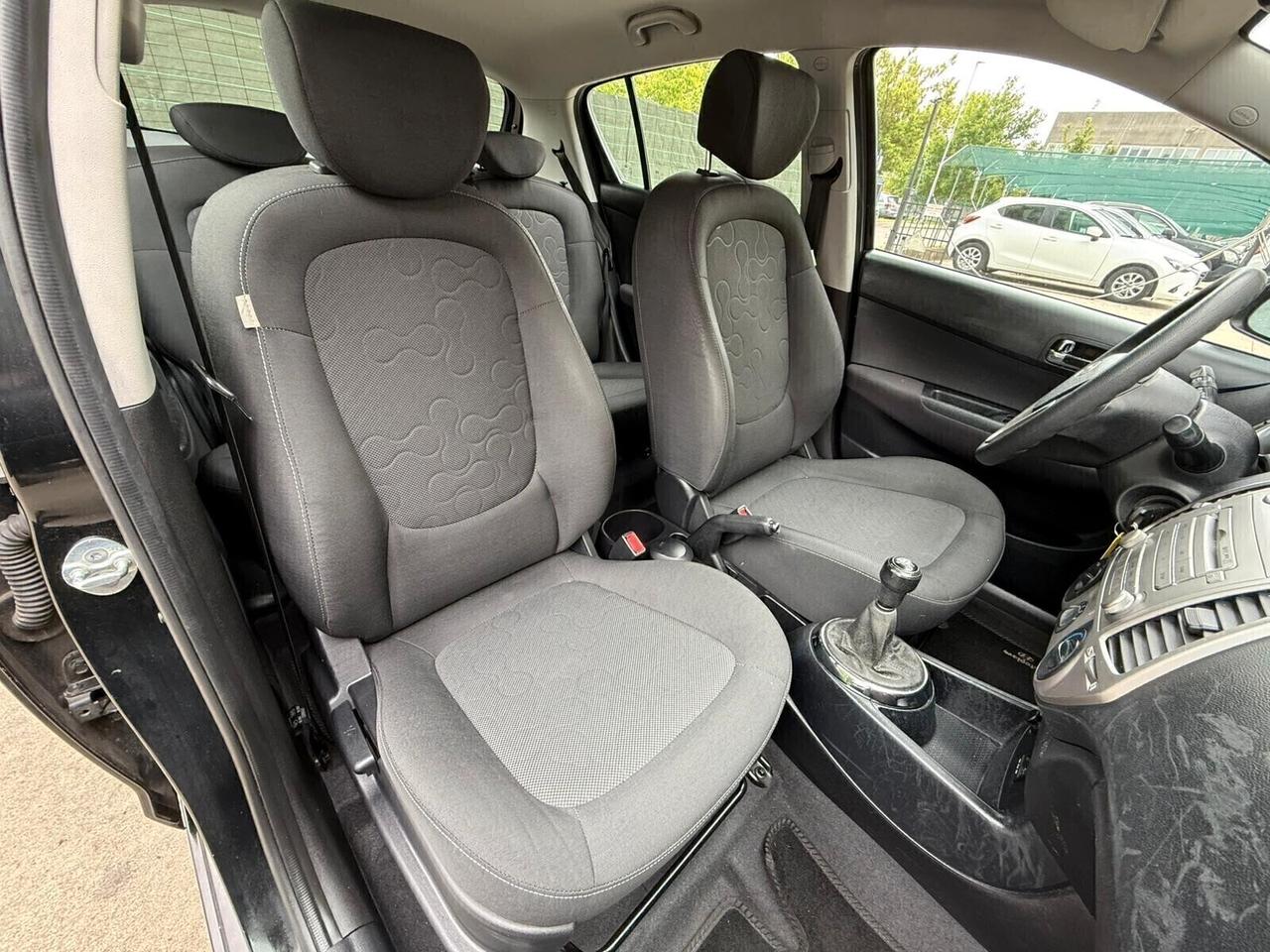 Hyundai i20 1.2 5p. neo-patentati