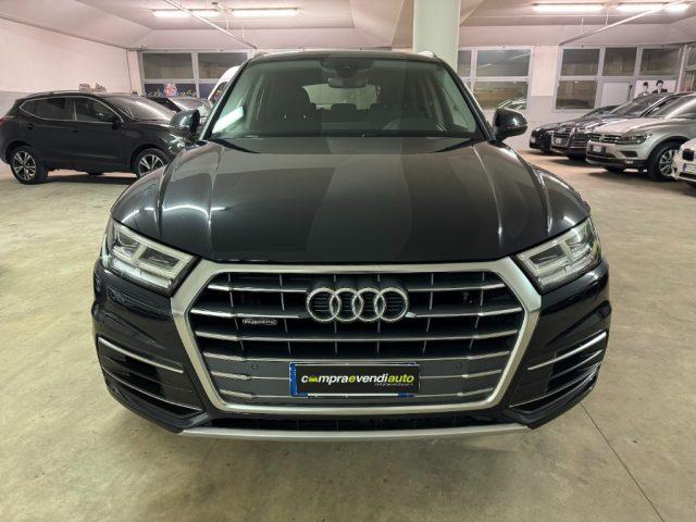 AUDI Q5 40 TDI quattro Business Sport