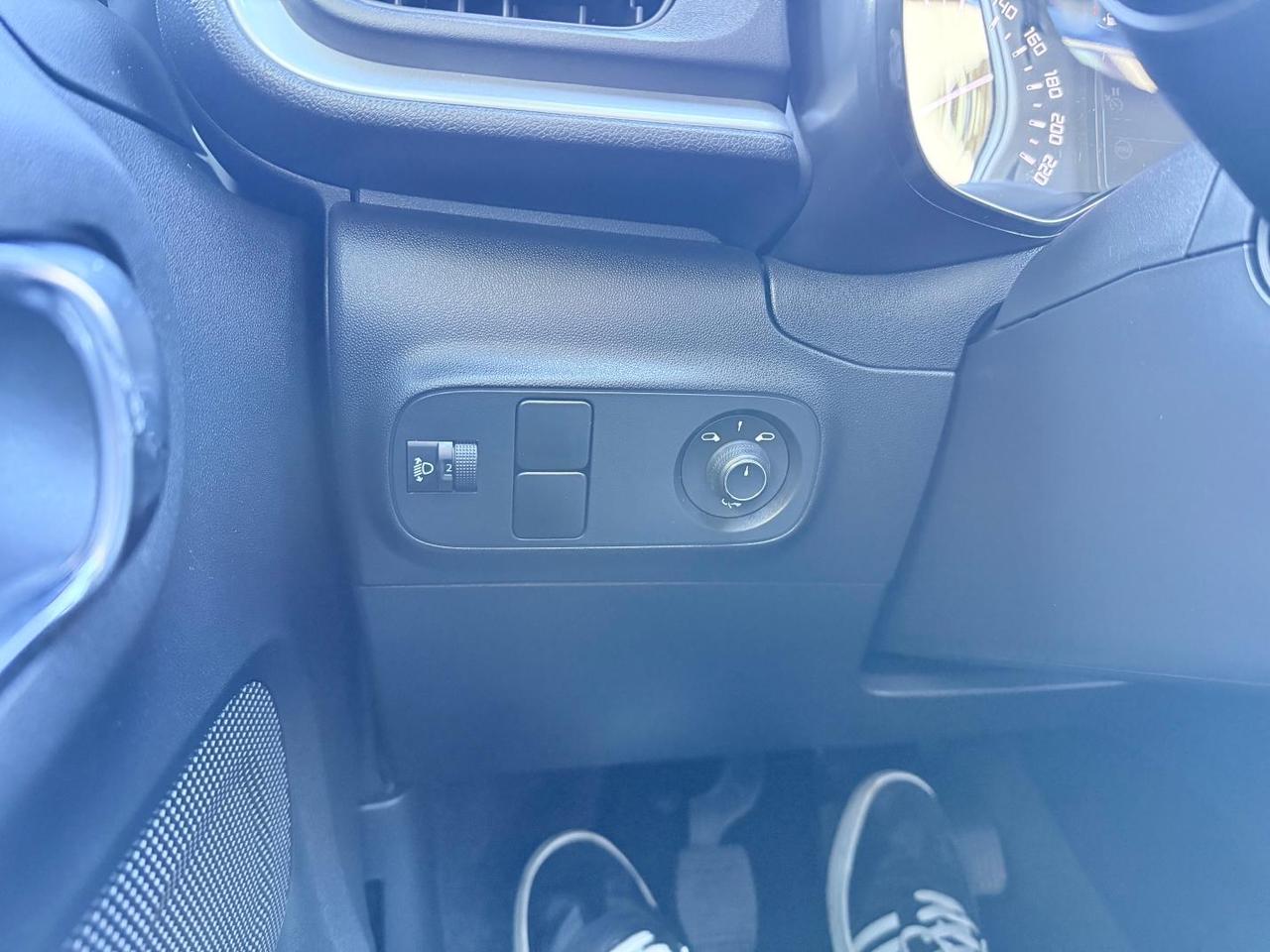 Citroen C3 1.2 puretech Shine s&s 83cv