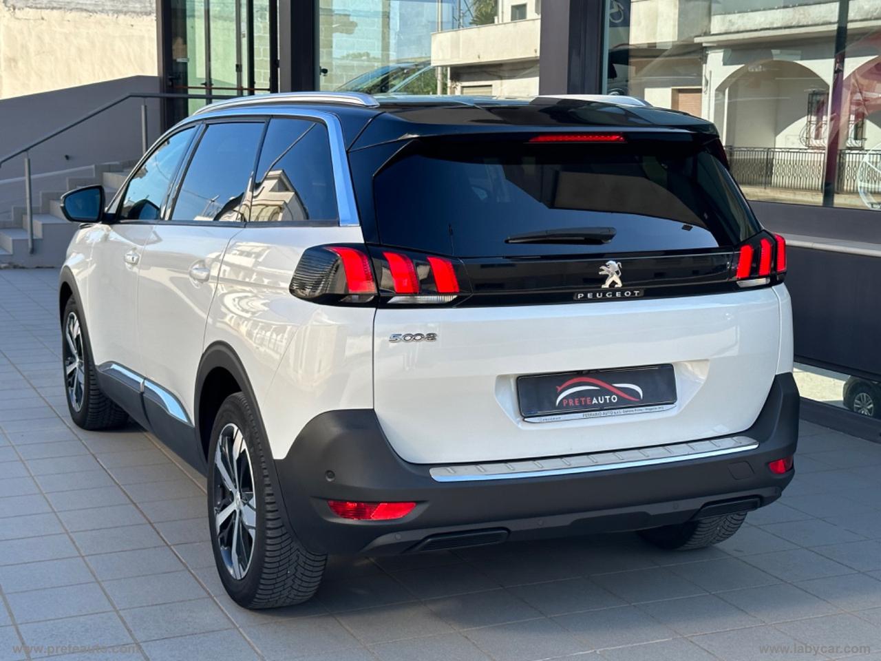 PEUGEOT 5008 BlueHDi 120 S&S EAT6 Allure