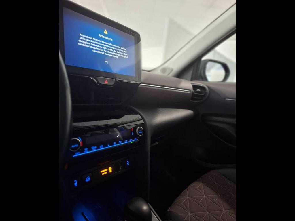 Toyota Yaris Cross 1.5 H Lounge AWD-i E-CVT