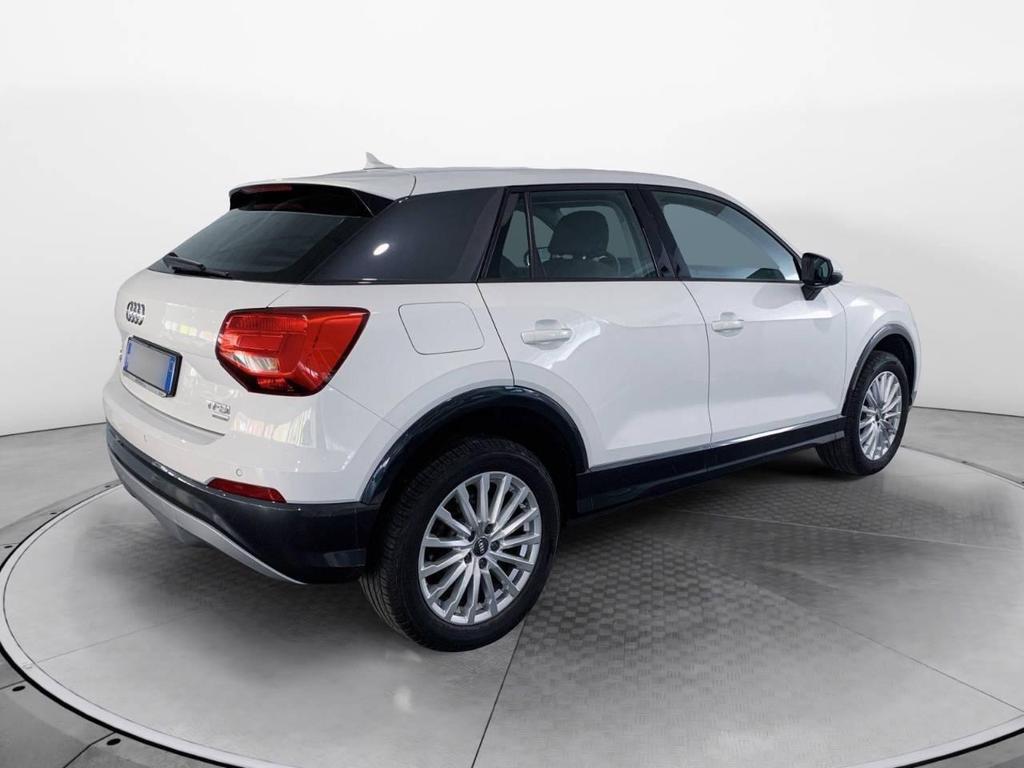 Audi Q2 1.0 TFSI Business S tronic