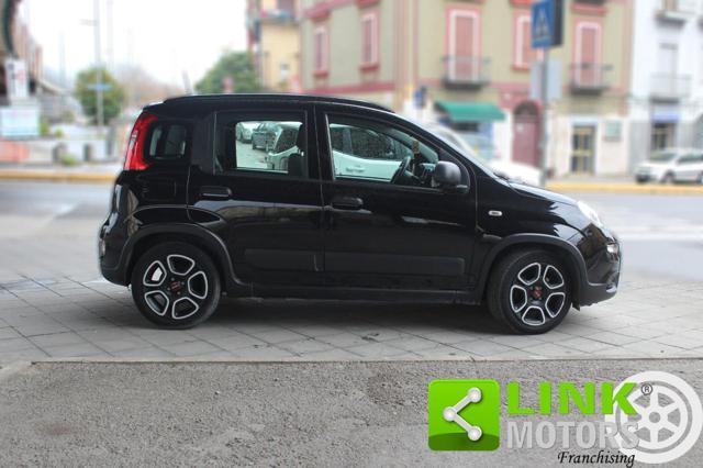 FIAT Panda FIREFLY 1.0 70 CV S&S HYBRID SPORT