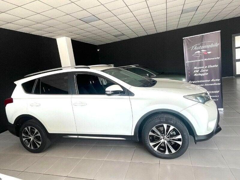 Toyota RAV4 RAV4 2.0 D-4D 4WD Style White Ed.