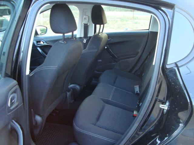Peugeot 208 BlueHDi 5 porte