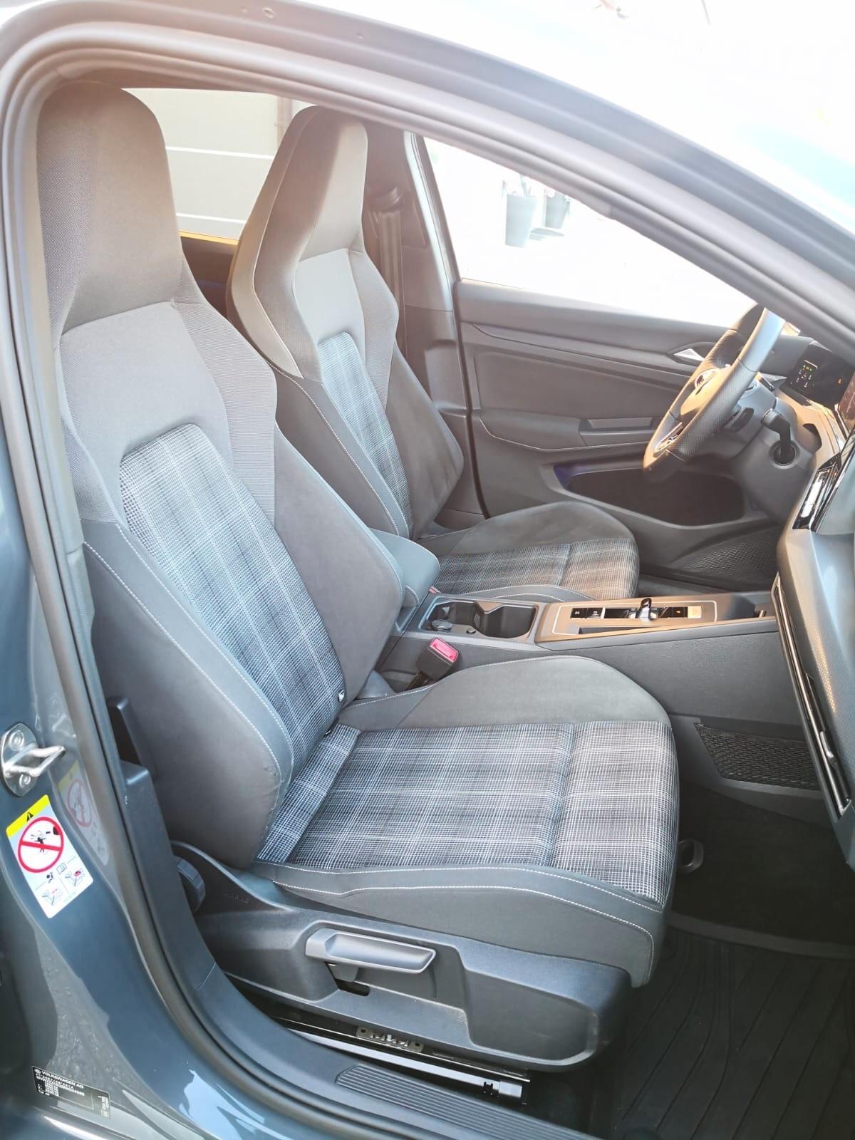 Volkswagen Golf GTD VIII 2.0 TDI 200CV DSG ***FULL LED***CAR PLAY***