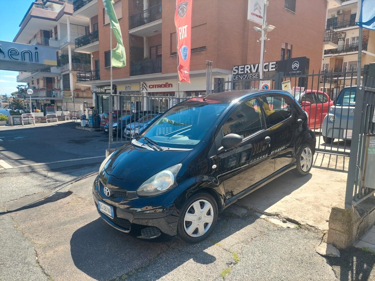 Toyota Aygo 1.0 12V VVT-i 5 porte Now Connect