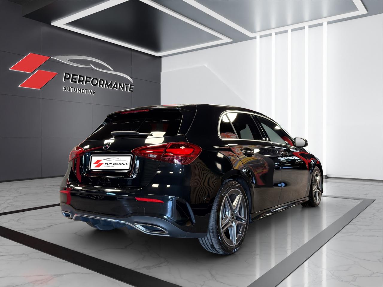 Mercedes A 180 AMG Line Premium 7G-DCT