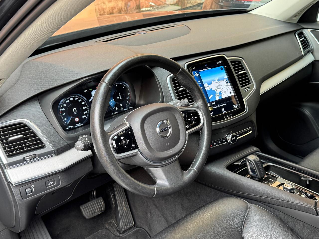 Volvo XC 90 B5 (d) AWD automatico 7 posti Momentum Pro