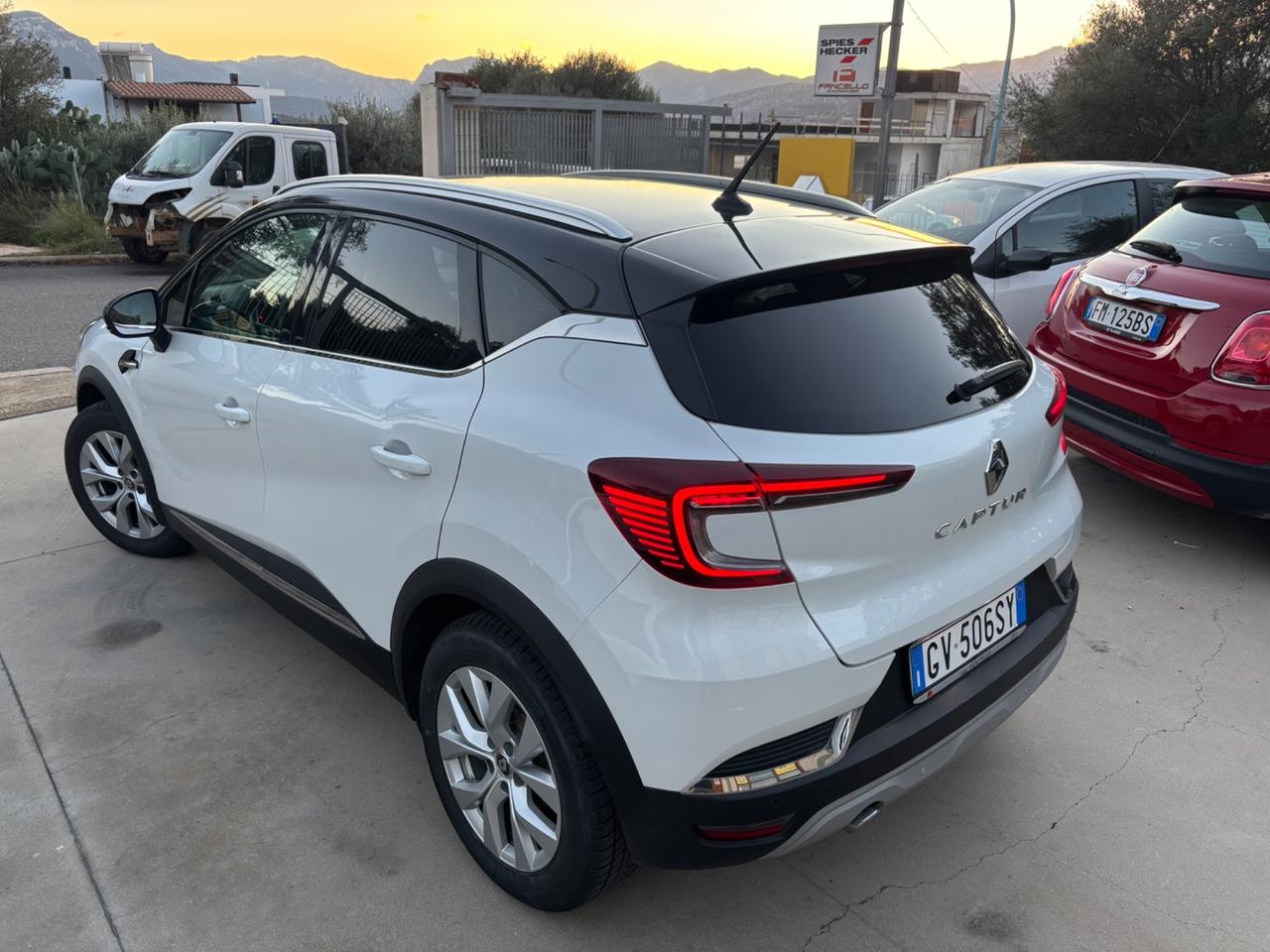 Renault Captur Blue dCi 115 CV EDC Initiale Paris (85 kw)