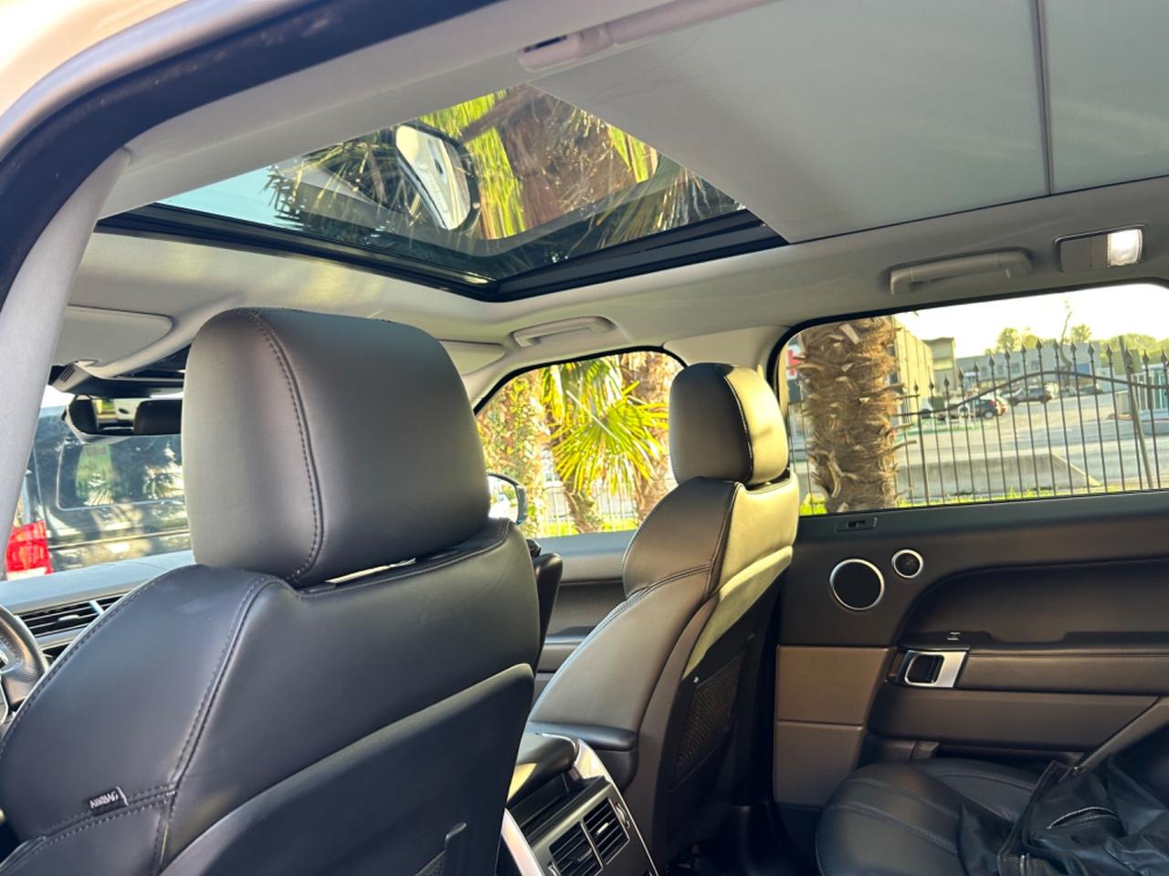 Land Rover Range Rover Sport 3.0 SDV6 HSE SPORT