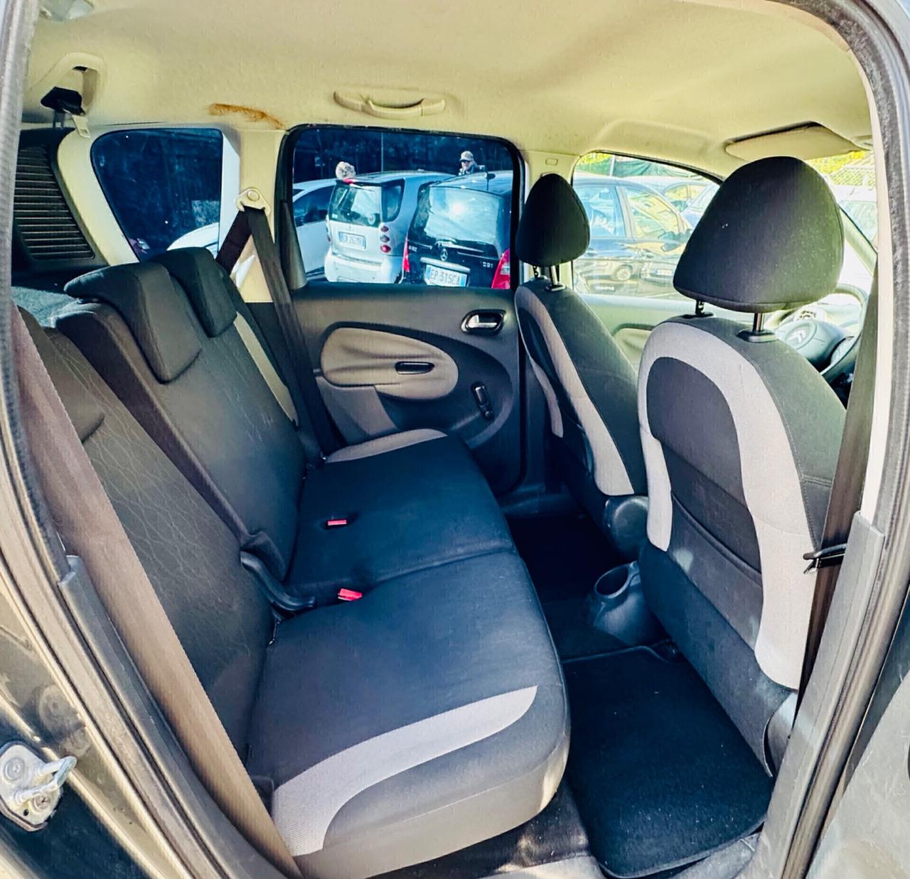 Citroen C3 Picasso 1.6 HDi 90 mila km Neopatentati