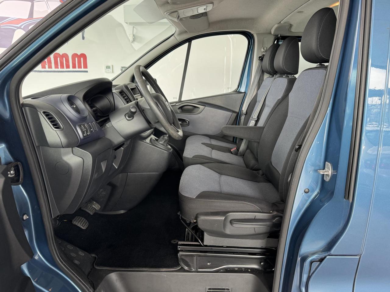 OPEL Vivaro 29 L2H1 d.cab 1.6 cdti 120cv 6posti IVA INCL.