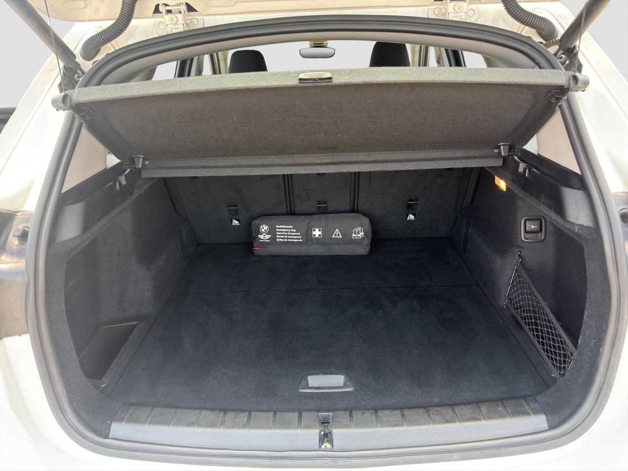 BMW X1 (F48) X1 sDrive18d BUSINESS ADVANTAGE