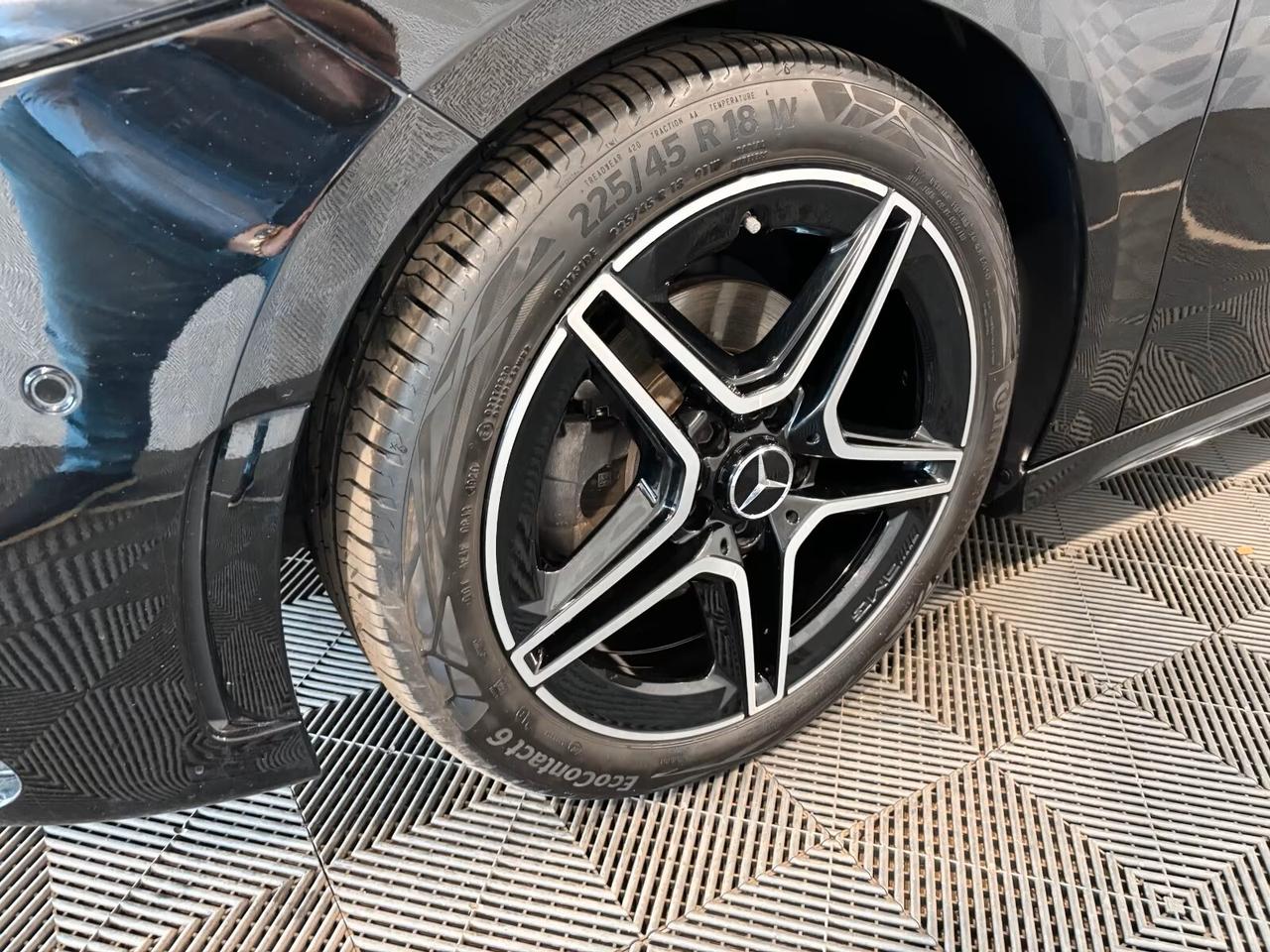 Mercedes-benz A 180 Automatic Premium AMG-LED-NAVI