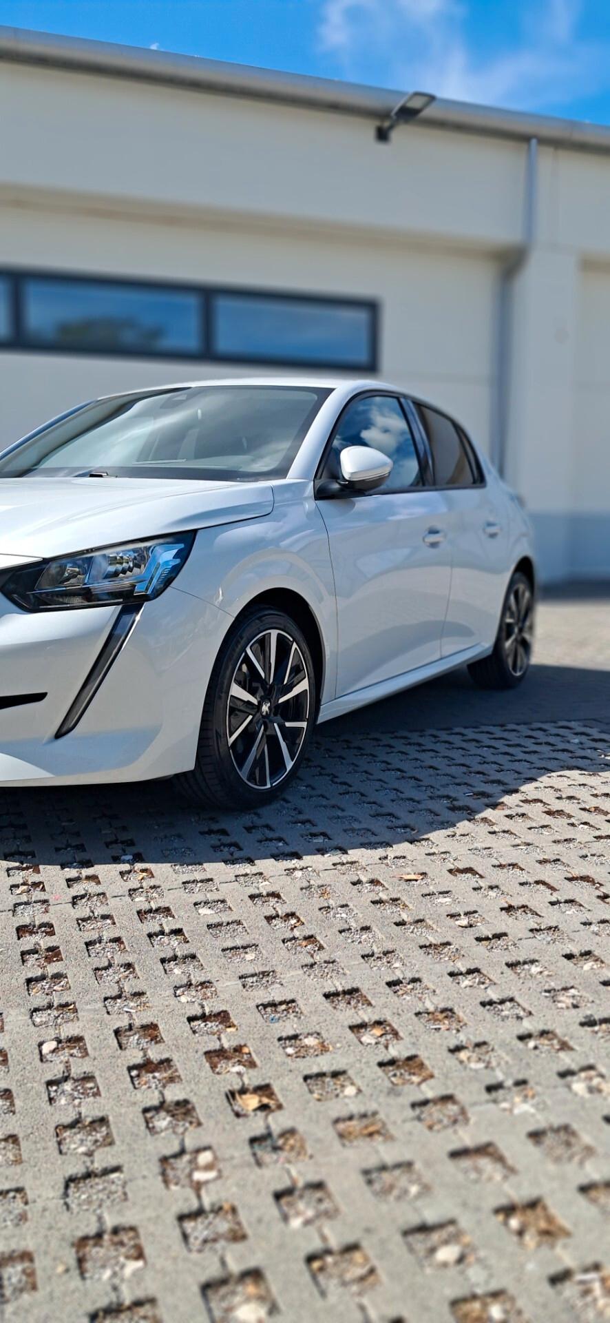 Peugeot 208 PureTech 101 Stop&Start 5 porte Allure Navi Pack
