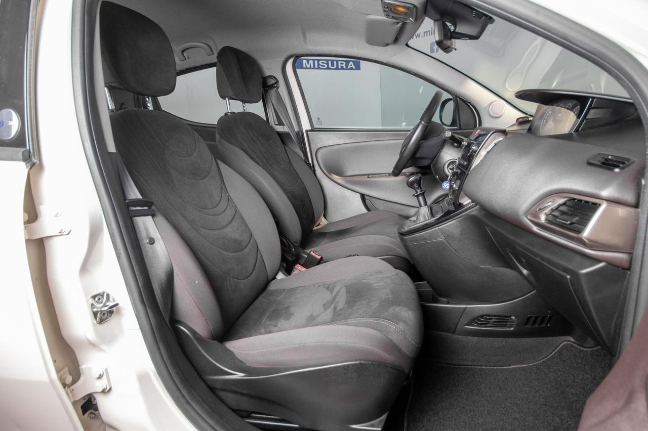 Lancia Ypsilon 1.2 Silver Ecochic Gpl 69cv 5 Porte