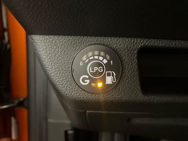 RENAULT Clio 1.0 TCe GPL Evolution