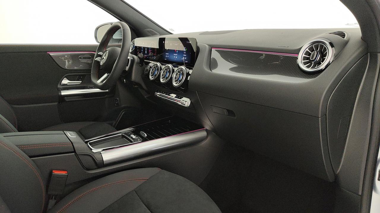 Mercedes-Benz GLA 200 d automatic