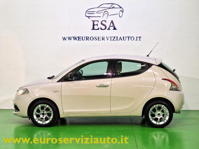 LANCIA Ypsilon 1.2 69 CV 5 porte Platinum