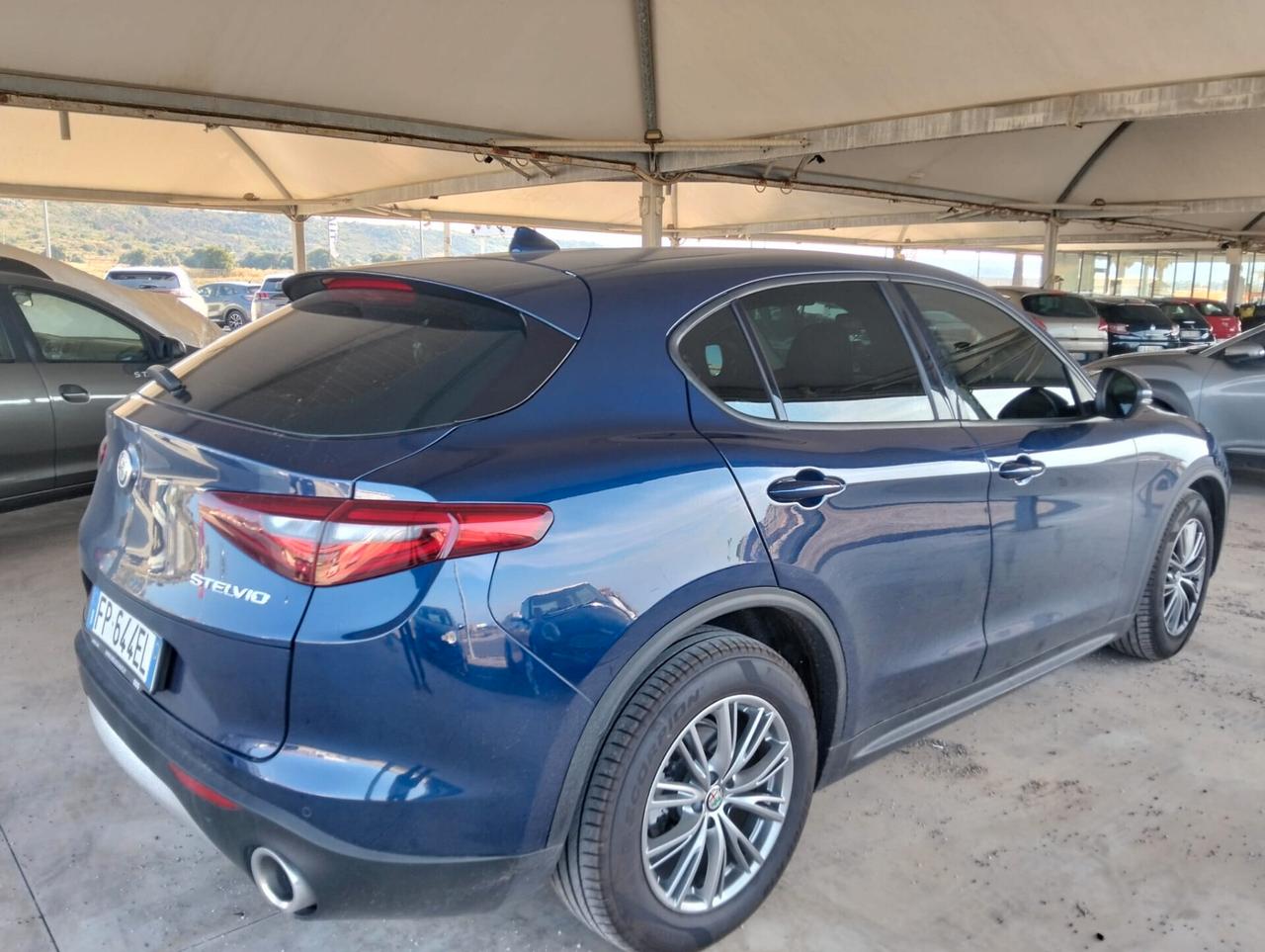Alfa Romeo Stelvio 2.2 Turbodiesel 180 CV AT8 RWD Executive
