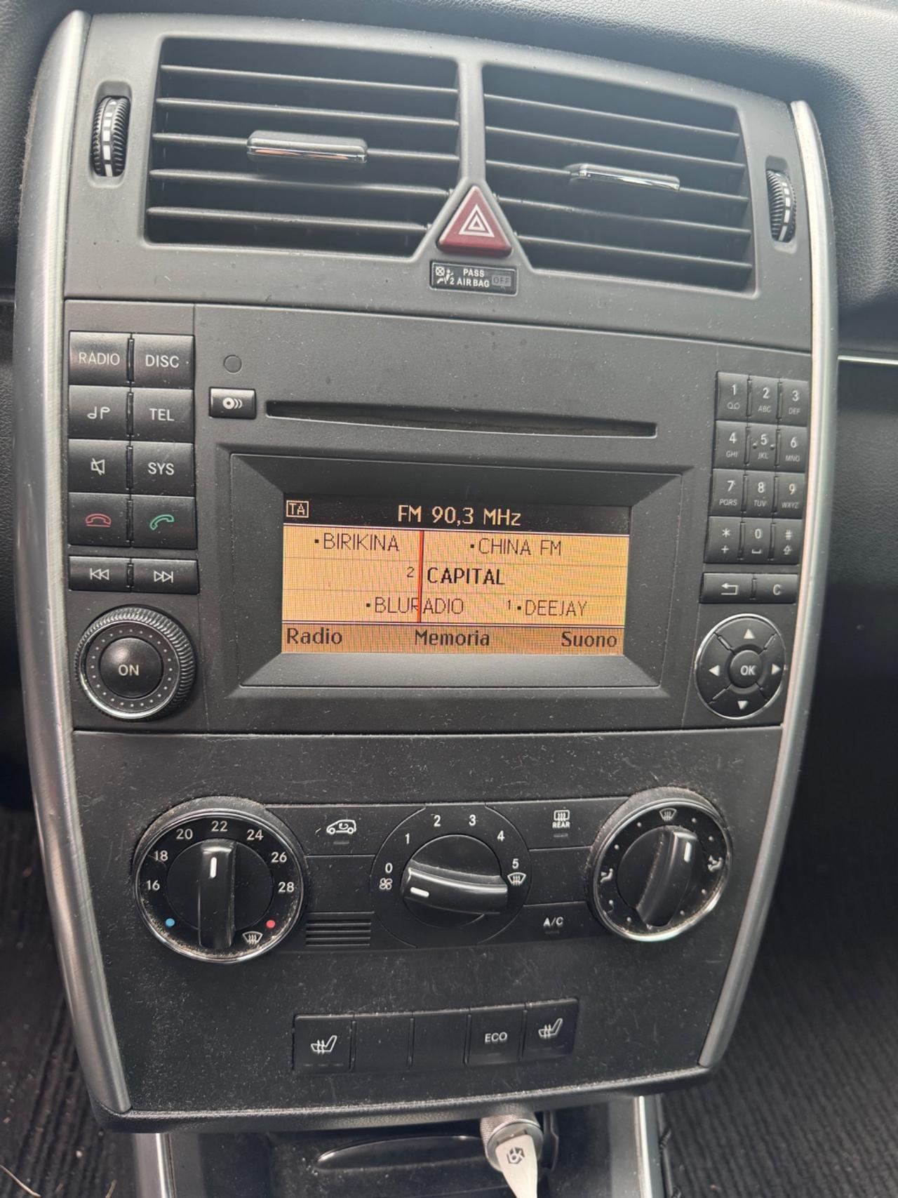 Mercedes-benz A 160 A 160 BlueEFFICIENCY Avantgarde
