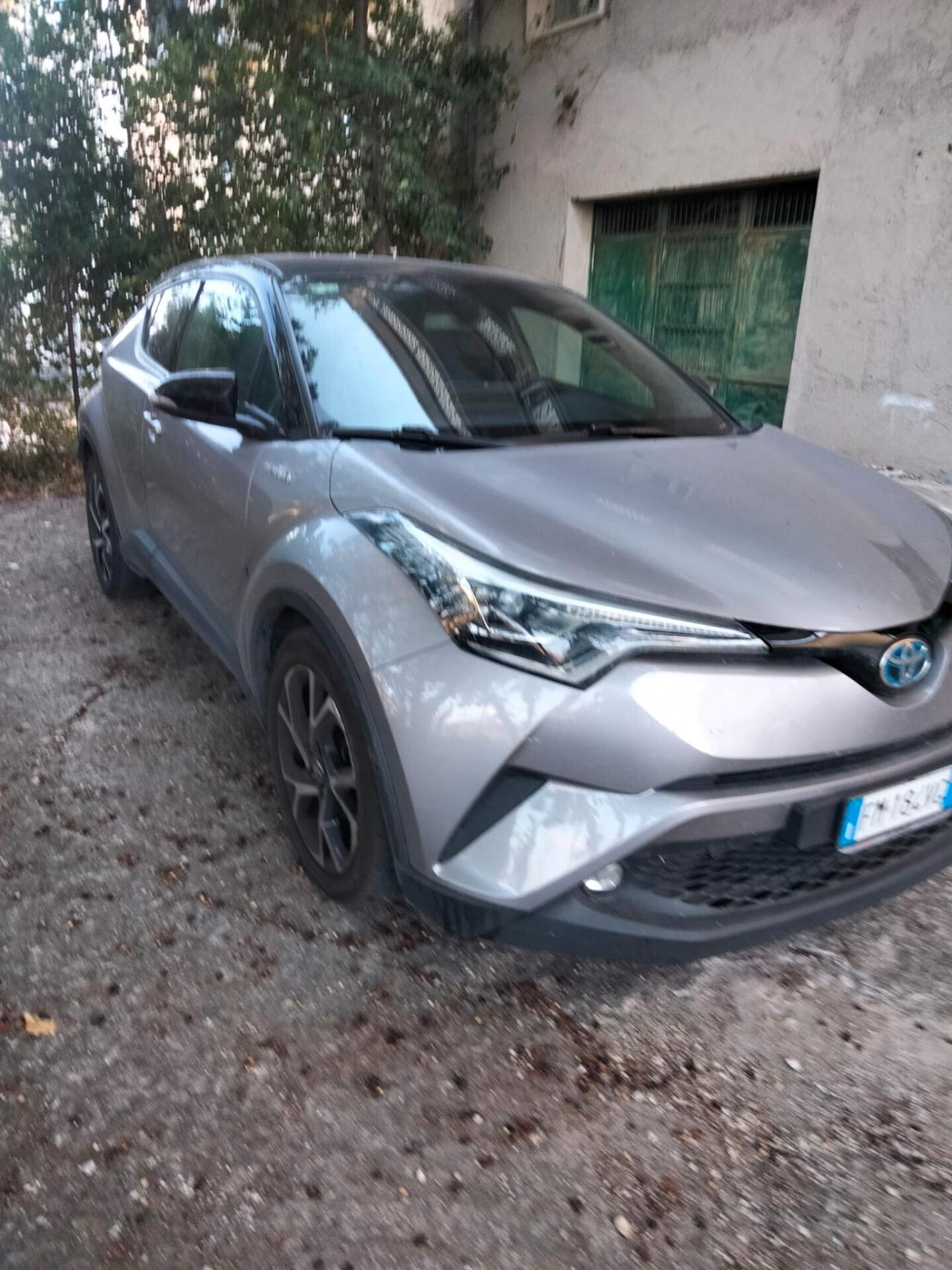 Toyota C-HR 1.8 Hybrid E-CVT Style