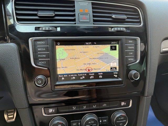 VOLKSWAGEN Golf 2.0 TDI 5p. BlueMotion Technology R-LINE