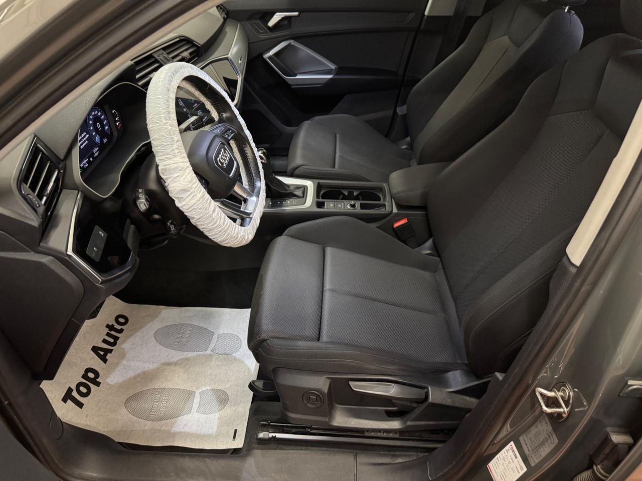 AUDI Q3 SPB 35 TDI S TRONIC IDENTITY BLACK