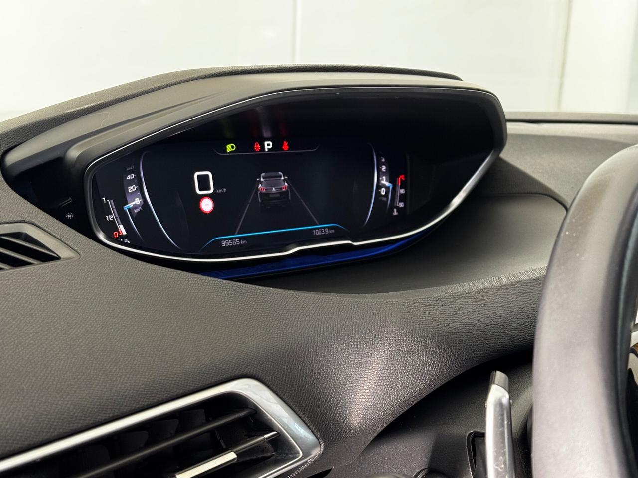 Peugeot 3008 BlueHDi 130 S&S EAT8 Allure Pack PROMO!