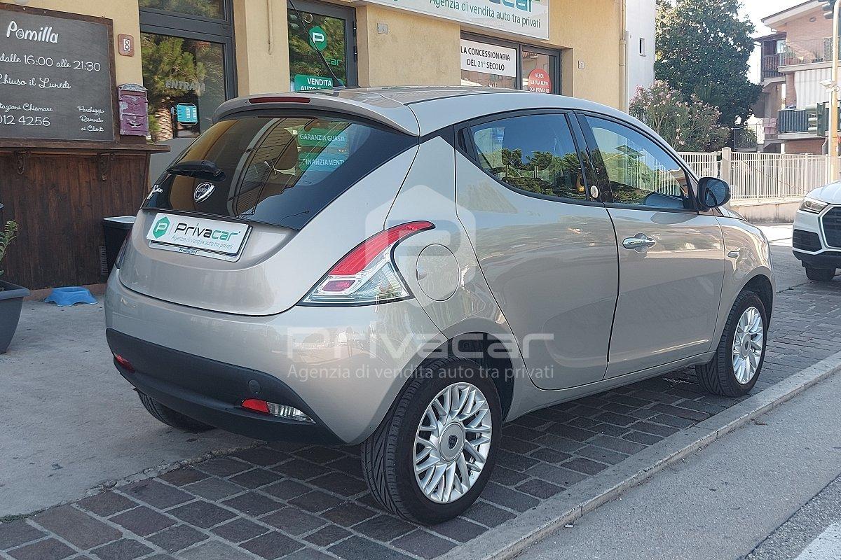 LANCIA Ypsilon 0.9 TwinAir 85 CV 5 porte Metano Ecochic Gold