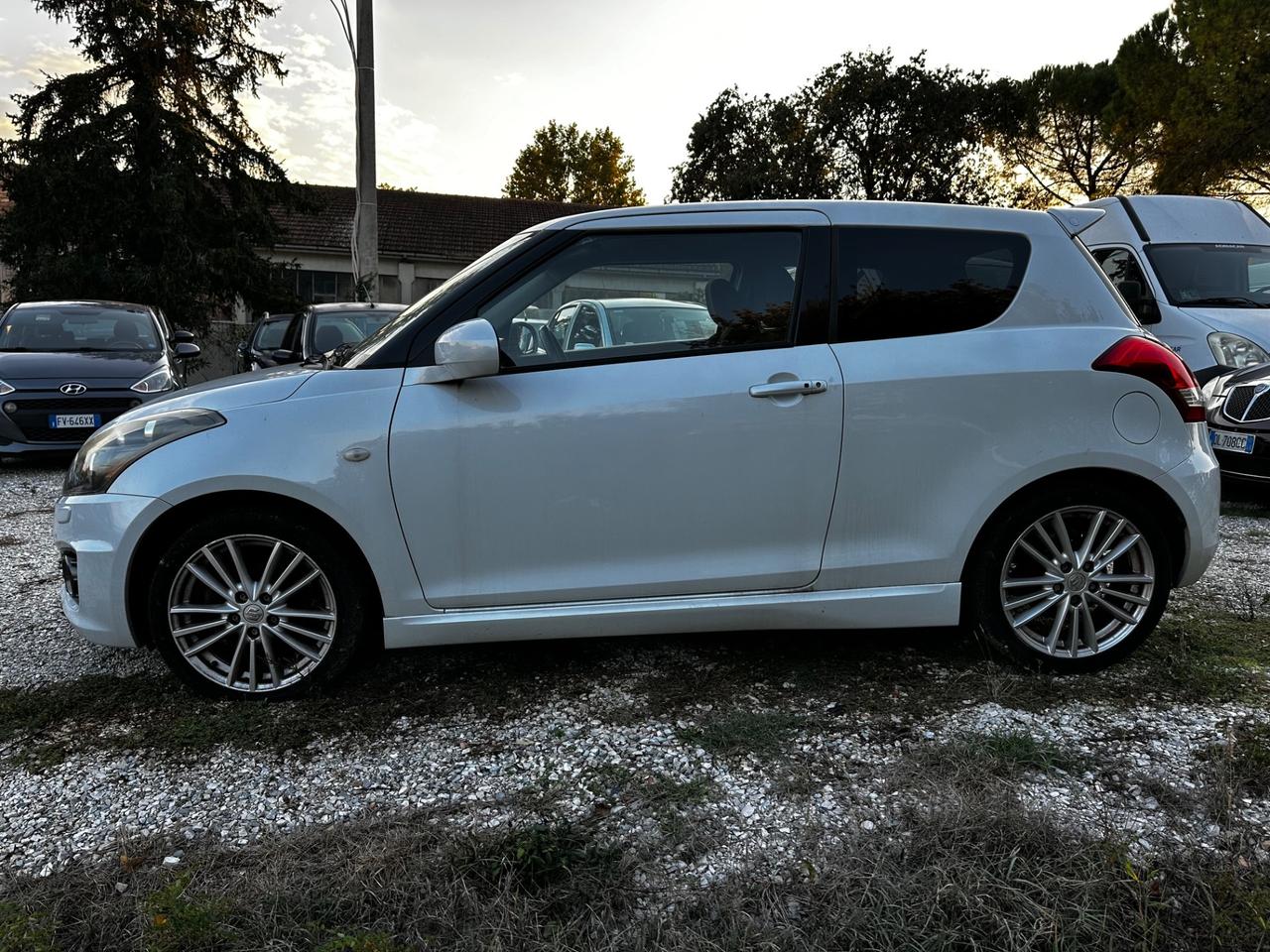 Suzuki Swift 1.6 VVT 3 porte Sport