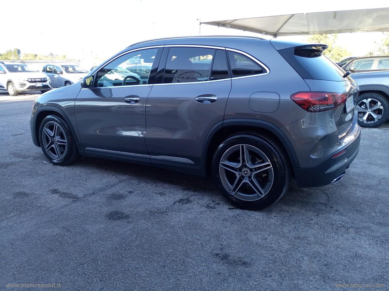 MERCEDES-BENZ GLA 200 d Automatic Premium PREMIUM PLUS