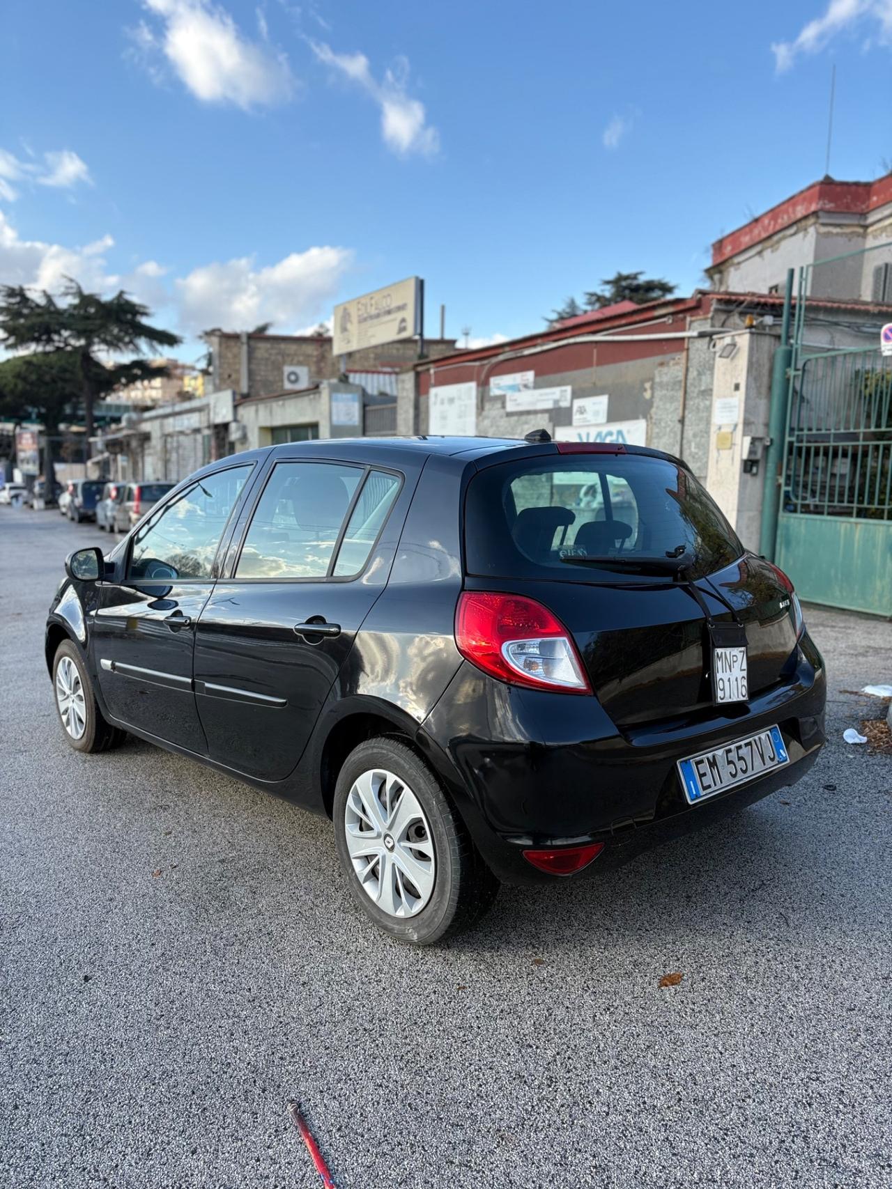 Renault Clio 1.2 benzina 5 porte Dynamique