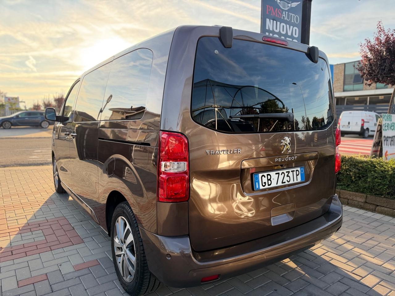 Peugeot Traveller BlueHDi 180 EAT8 Long Vip 8 POSTI