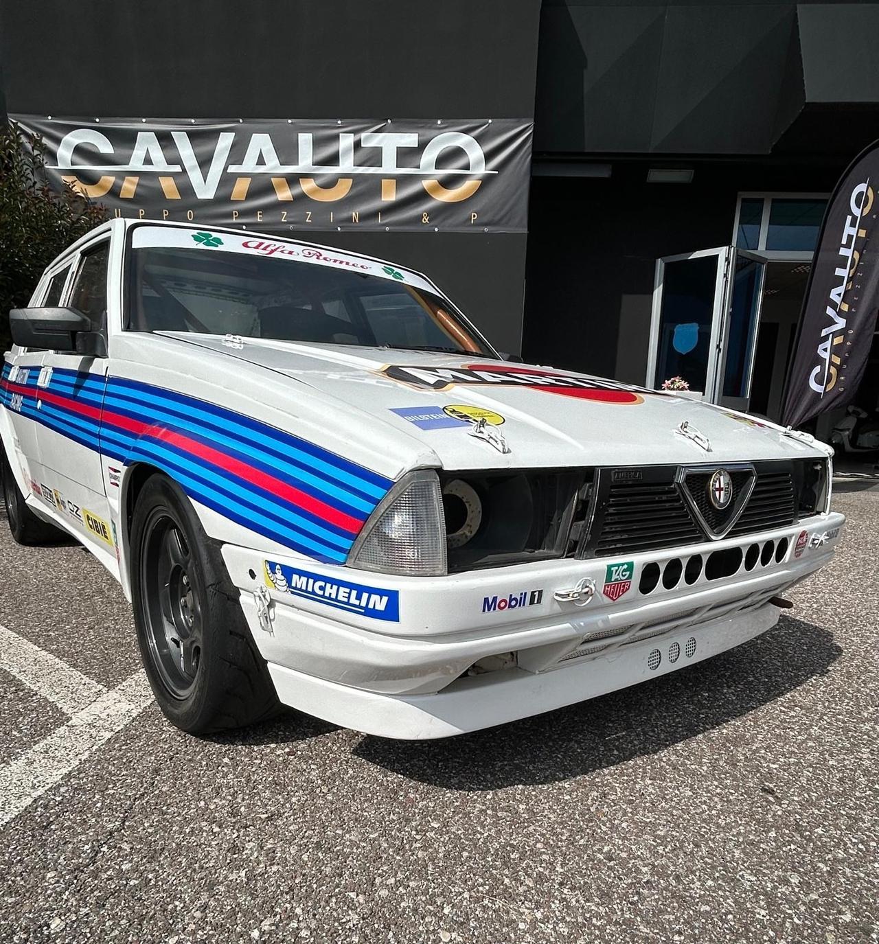 Alfa Romeo 75 3.0i V6 cat