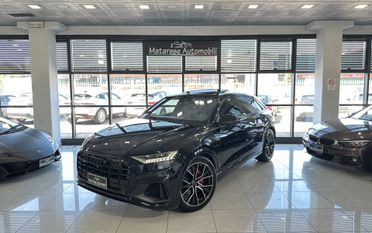 Audi Q8 S-LINE MHEV Cerchi22"+B&O+SospPneumatiche+TettoApribile