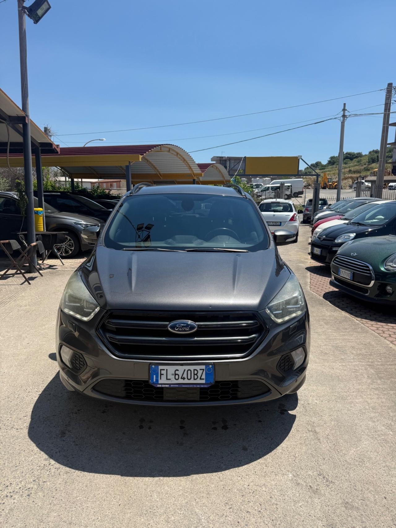 Ford Kuga 1.5 TDCI 120 CV S&S 2WD Powershift Titanium