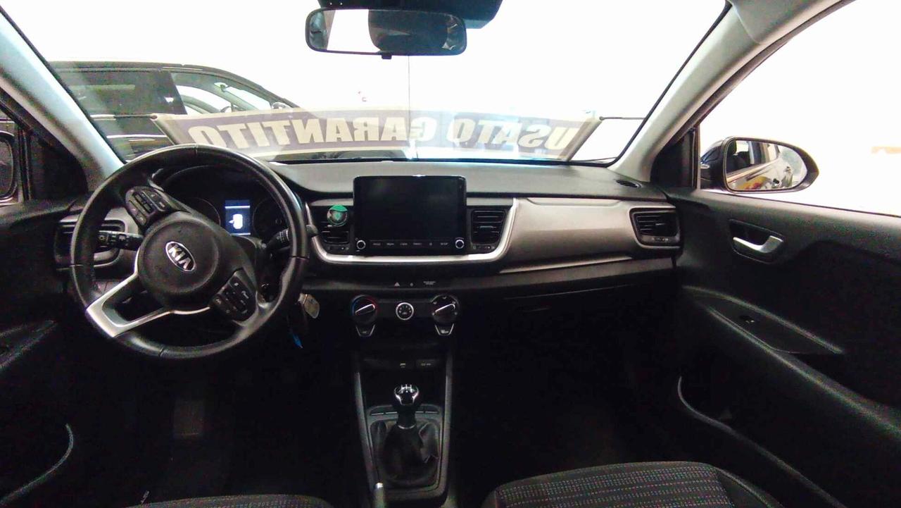 KIA STONIC 1.2 BZ - UNICO PROPRIETARIO - OK NEOP.