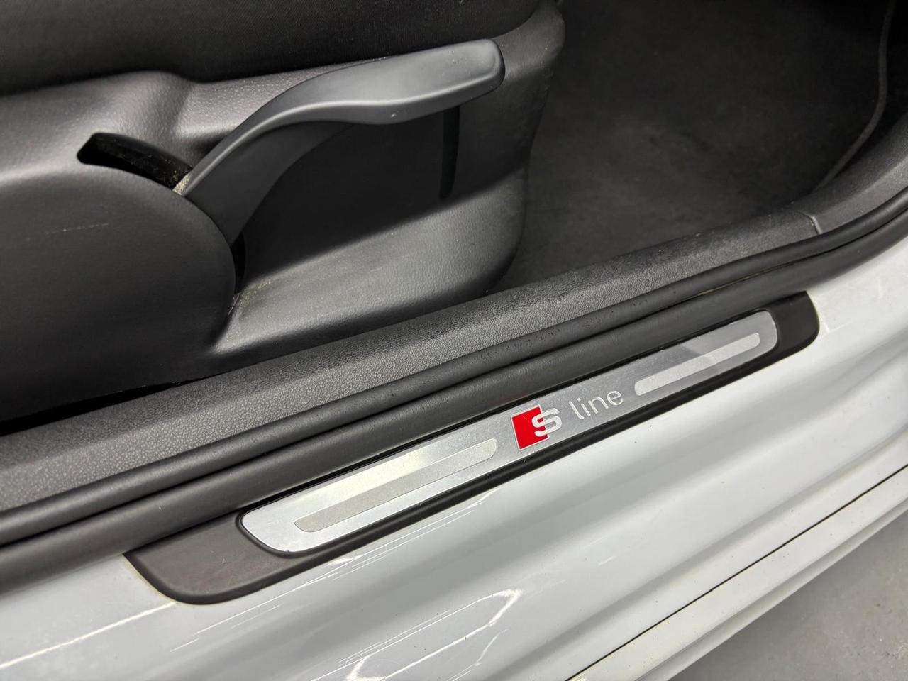 Audi A1 SPB 1.6 TDI S line edition plus