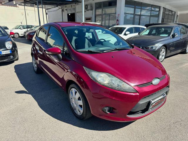 FORD Fiesta + 1.4 TDCi 68CV OK NEOPATENTATI