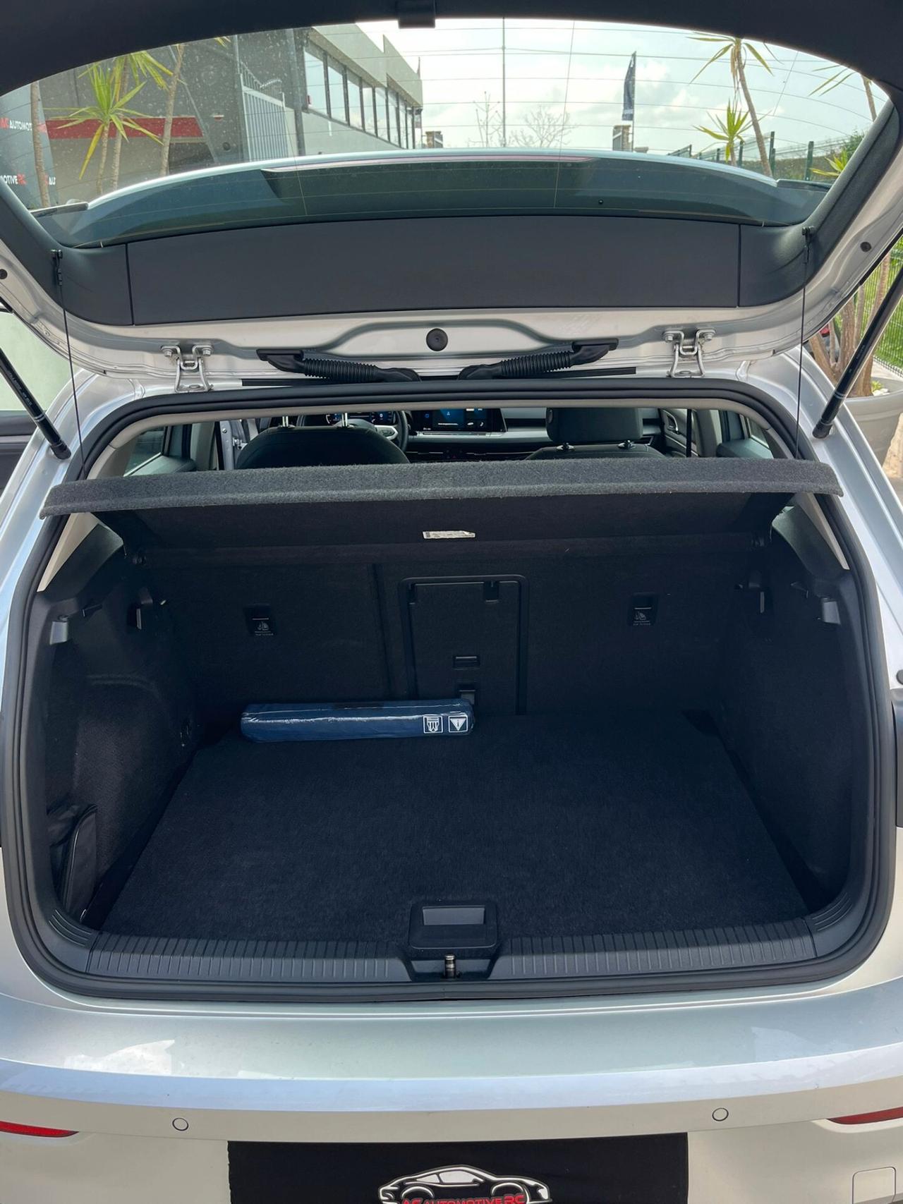 Volkswagen Golf 8 2.0 TDI DSG SCR Style