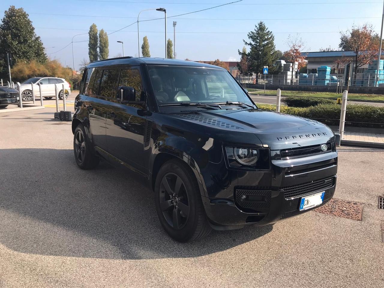 Land Rover Defender 110 3.0D I6 200 CV AWD Auto X-Dynamic SE