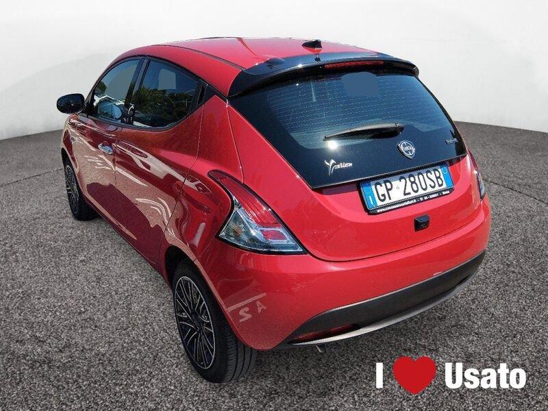 Lancia Ypsilon NUOVA My23 1.0 Firefly 70 CvStart&Stop Hybrid Gold