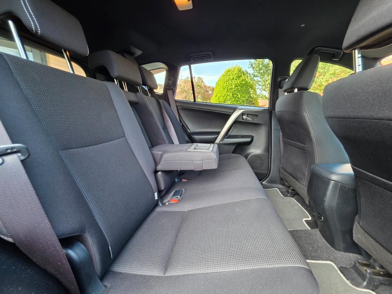 Toyota RAV 4 RAV4 2.5 Hybrid 2WD Lounge Uniproprietario