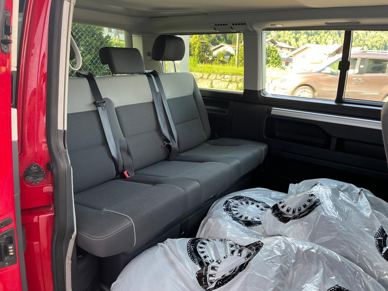 Volkswagen California T5 2.0TDI BEACH AUTOCARAVAN